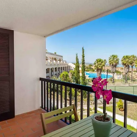 Beach Aparment With Wonderful Seaviews And Pool Daire