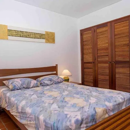 Beach Aparment With Wonderful Seaviews And Pool *